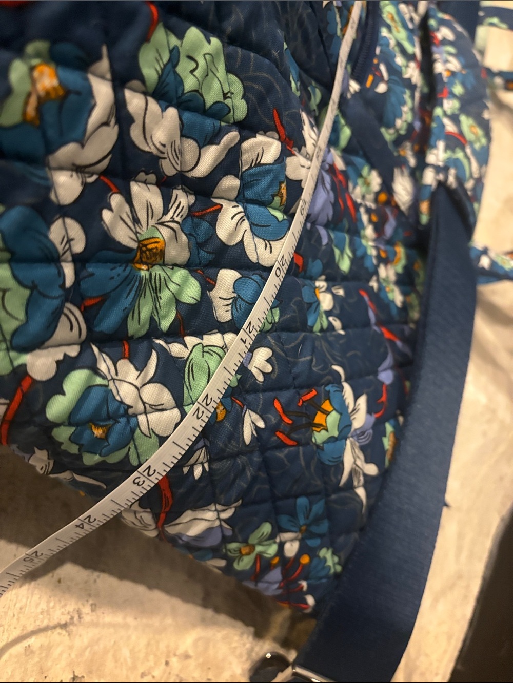 Vera Bradley Travel Tote - Picture 5 of 6